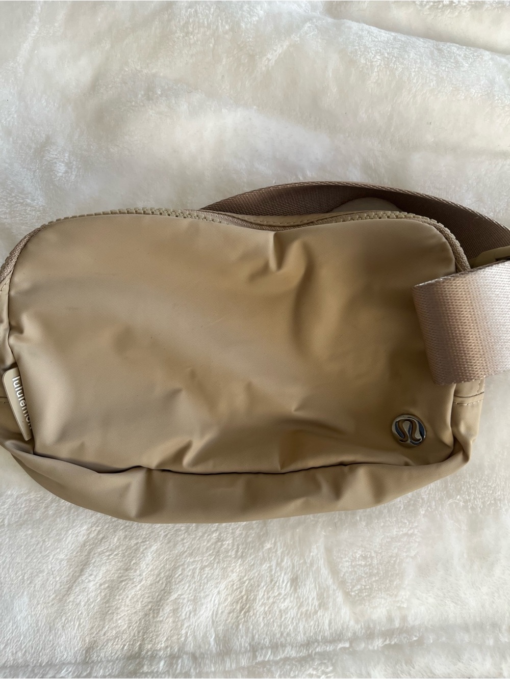 Lululemon Belt Bag - Picture 4 of 4